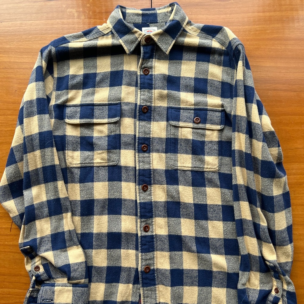 Faherty flannel button up shirt, size medium
